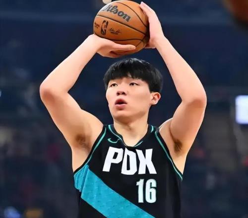 高一学子世,锦赛对决,竟意外重逢,球速体育平台,球速体育官方网站,球速体育登录入口,球速体育app下载